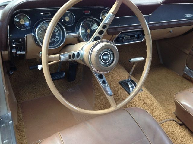 19670000 Pebble Beige Ford Mustang U/K
