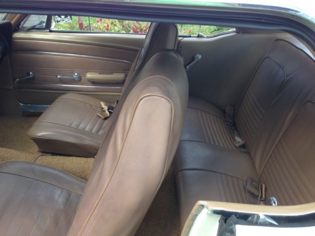 19670000 Pebble Beige Ford Mustang U/K