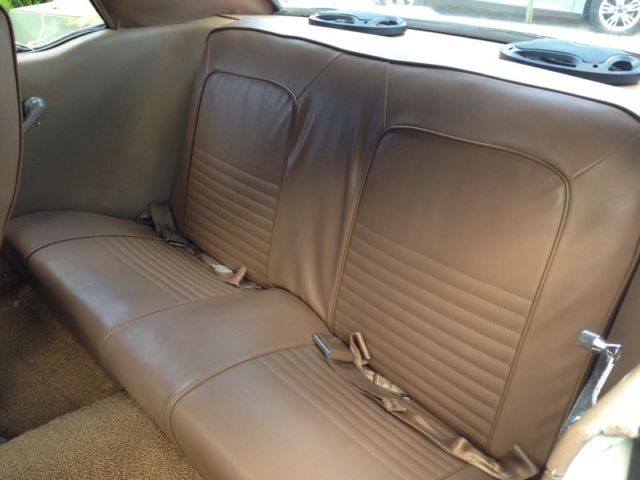 19670000 Pebble Beige Ford Mustang U/K