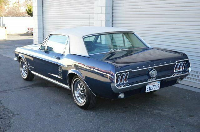 1967 Blue Ford Mustang --