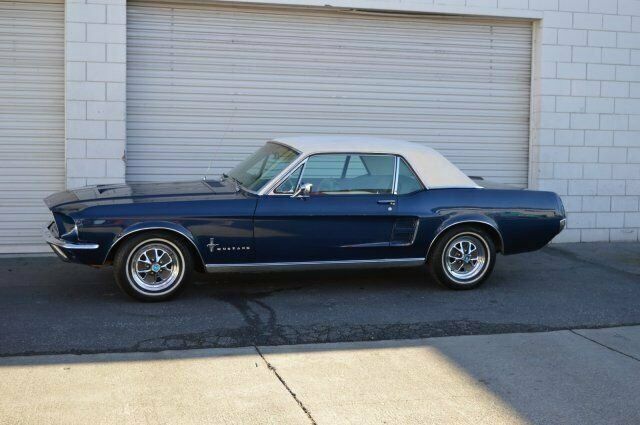 1967 Blue Ford Mustang --