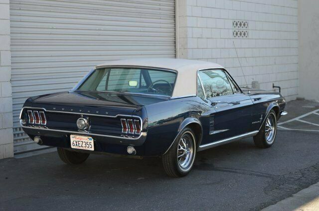 1967 Blue Ford Mustang --