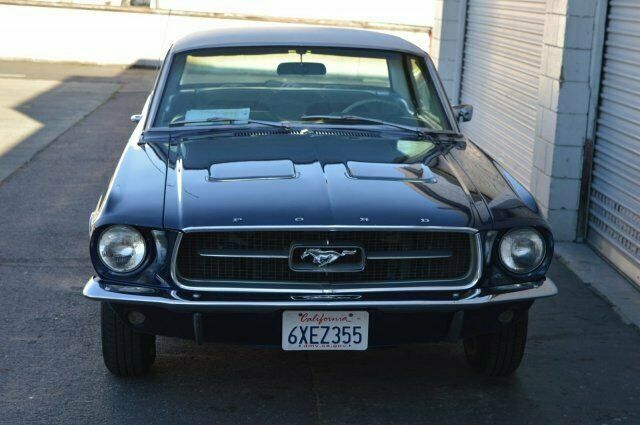1967 Blue Ford Mustang --