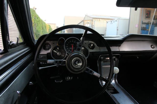 1967 Blue Ford Mustang