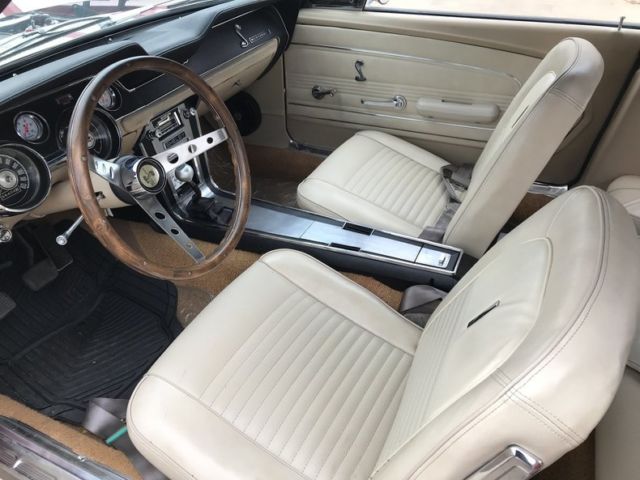 1967 Red Ford Mustang --