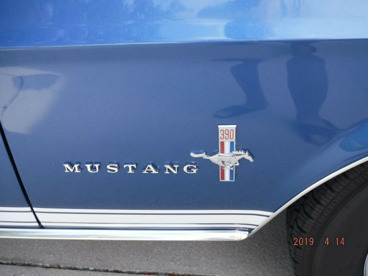 1967 ACAPULCO BLUE Ford Mustang Hardtop