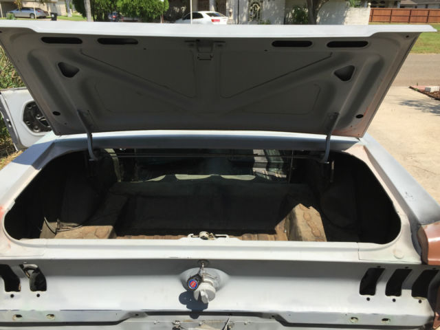 1967 Primer Ford Mustang