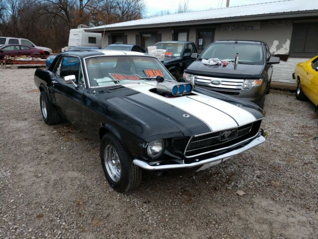 1967 Black Ford Mustang Coupe