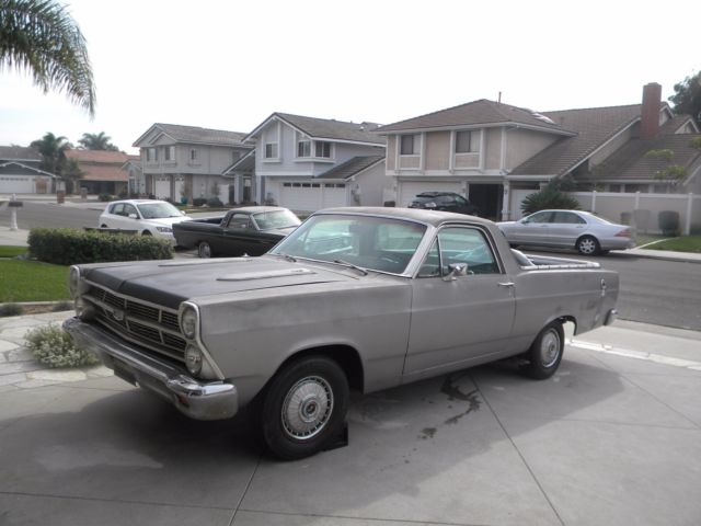 1967 silver Ford Ranchero