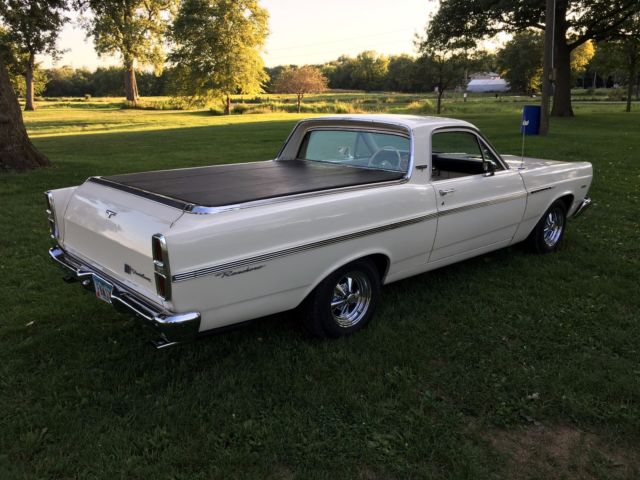 1967 Wimbledon white Ford Ranchero truck