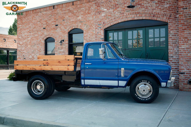 1967 Deep Matellic Blue GMC C25 Crew Cab Pickup