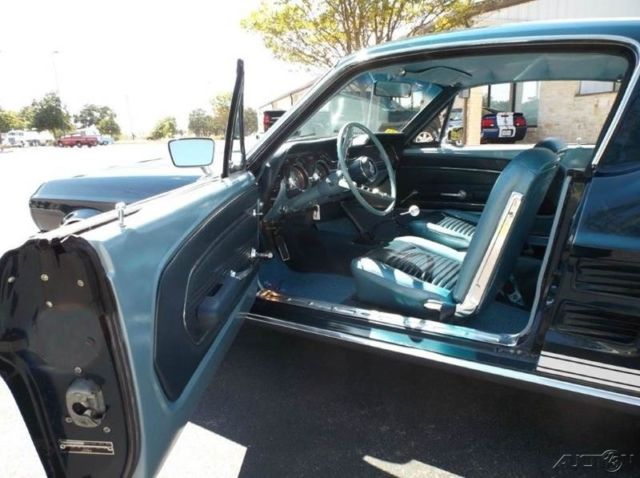 1967 Blue Ford Mustang