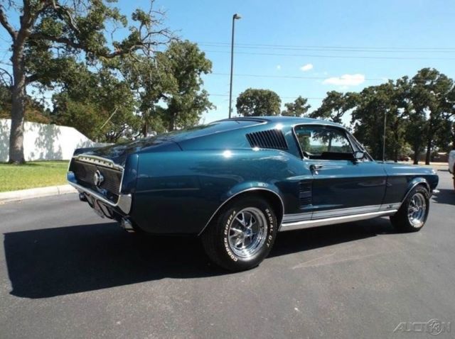 1967 Blue Ford Mustang