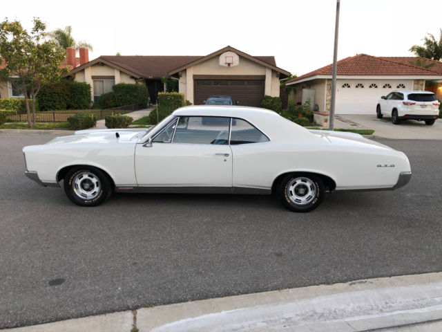 1967 White Pontiac GTO Coupe