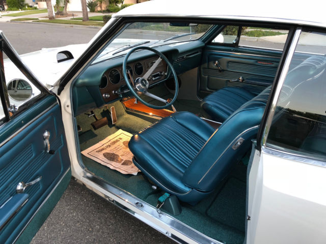 1967 White Pontiac GTO Coupe