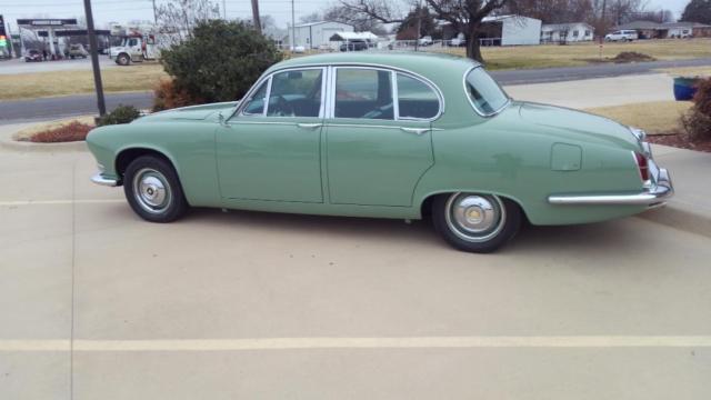 1967 willow green Jaguar Other sedan