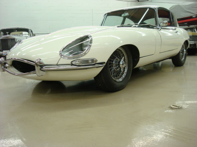 1967 White Jaguar E-Type coupe 2 plus 2