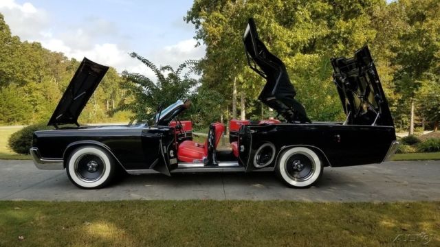 1967 Black Lincoln Convertible Convertible