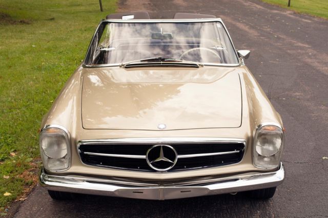 1967 Tunis Beige Mercedes-Benz 200-Series Convertible