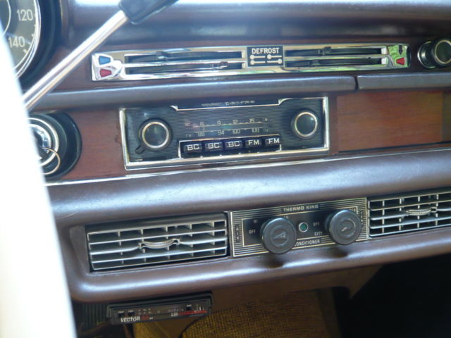 1967 Dark Red Brown DB460 Mercedes-Benz 200-Series Sedan