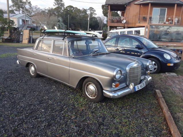1967 Silver Mercedes-Benz 200-Series Sedan