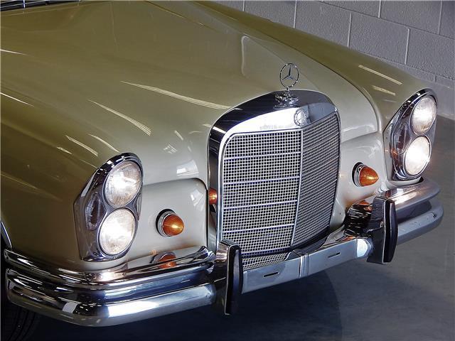 1967 Beige Mercedes-Benz 200-Series Convertible