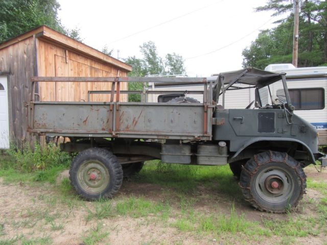 1967 Green Mercedes-Benz 400-Series