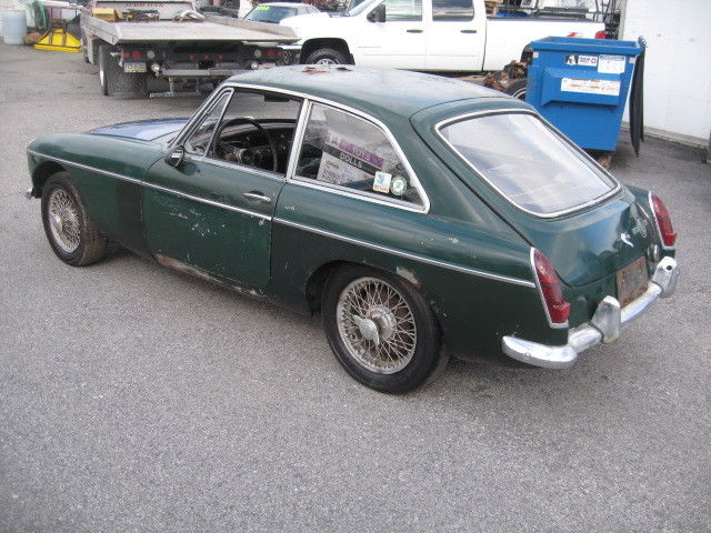 1967 Green MG MGB Coupe