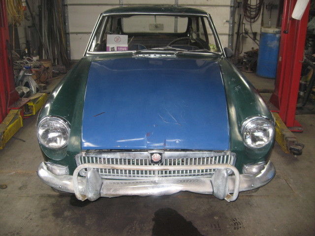 1967 Green MG MGB Coupe
