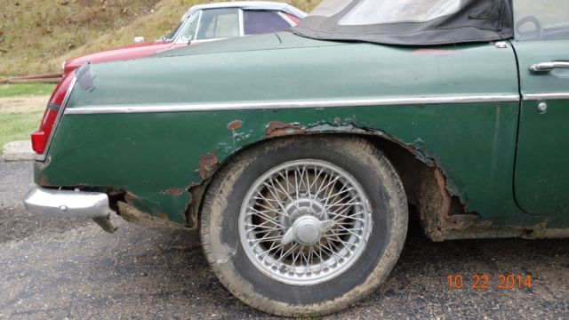 1967 Green MG MGB Convertible