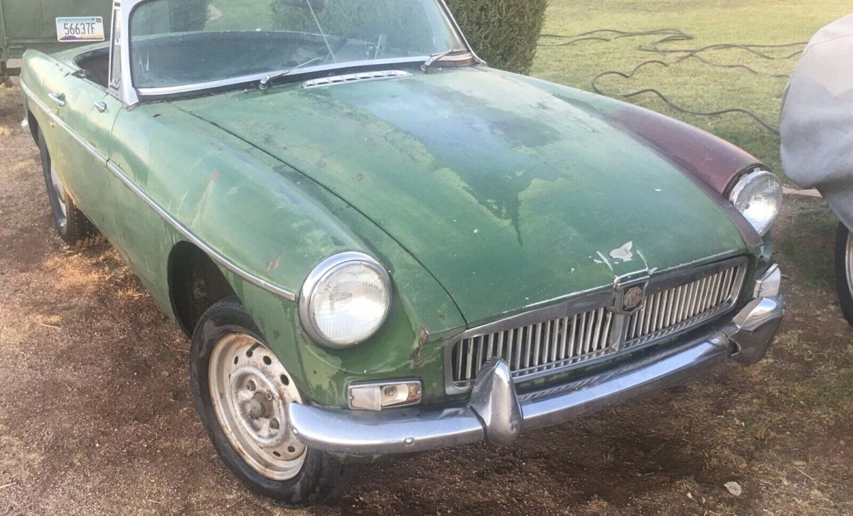 1967 Green MG MGB Convertible