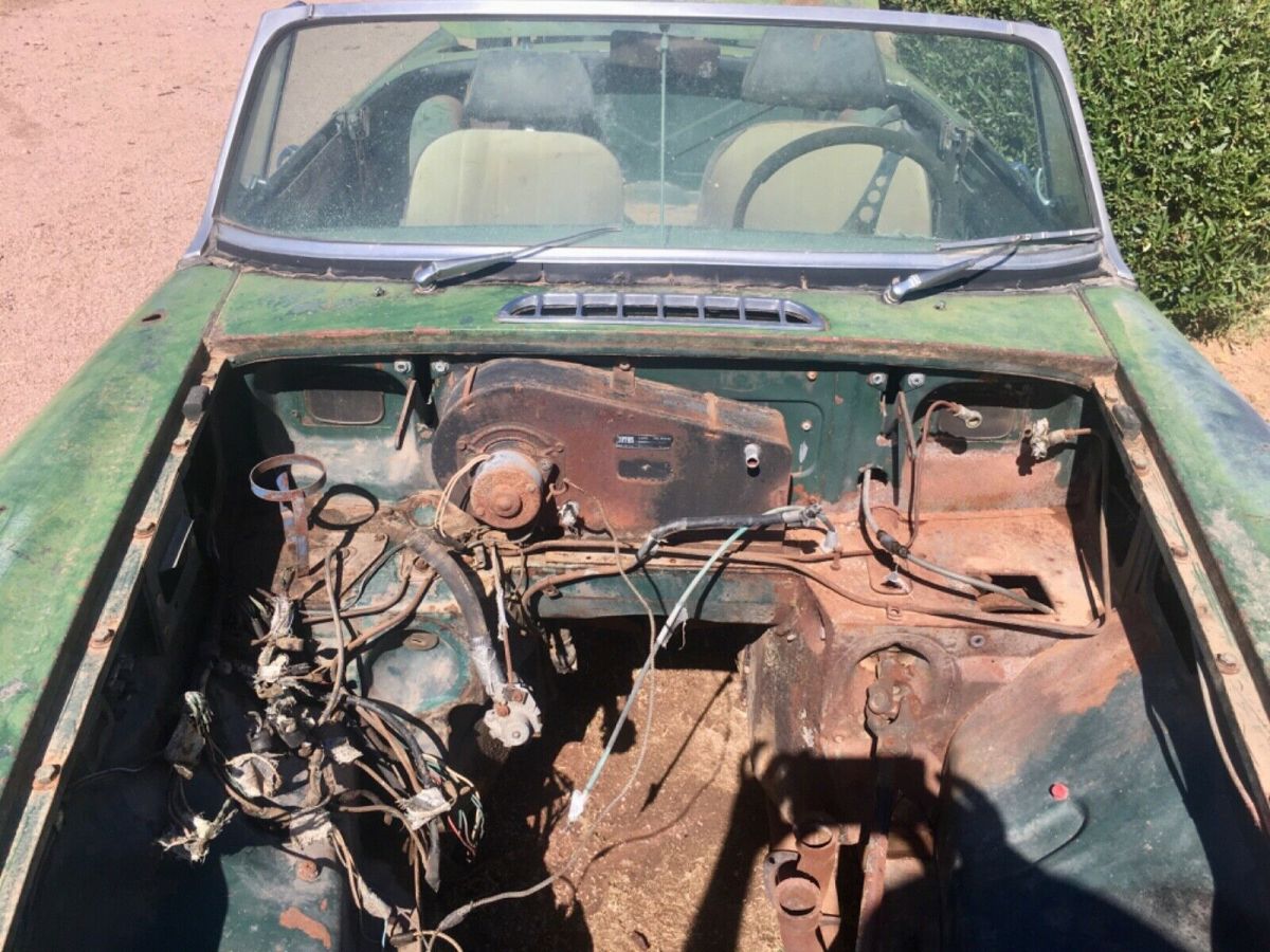 1967 Green MG MGB Convertible