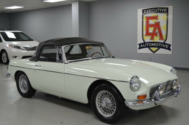 1967 White MG MGB Convertible