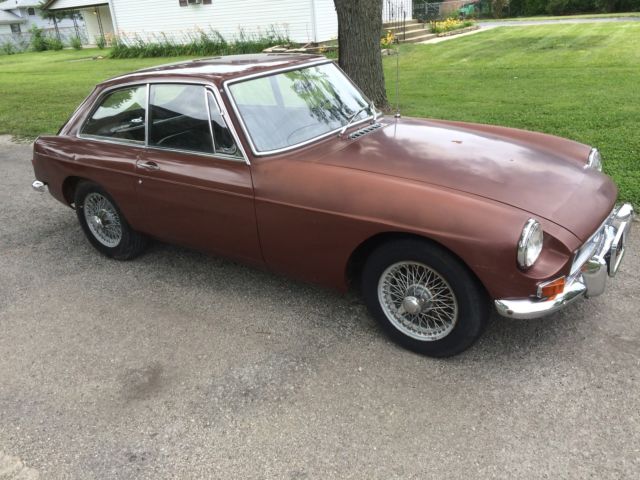 1967 Red MG MGB