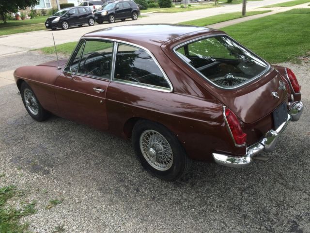 1967 Red MG MGB