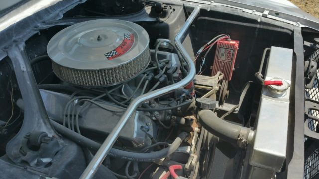 19670000 silver Ford Mustang