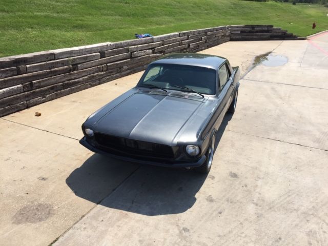 1967 Magnetic grey Ford Mustang Coupe