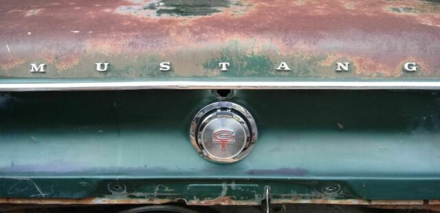 1967 Highlang green Ford Mustang Coupe