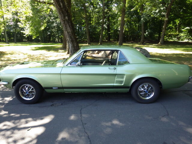 1967 Lime Gold Metallic Ford Mustang Coupe