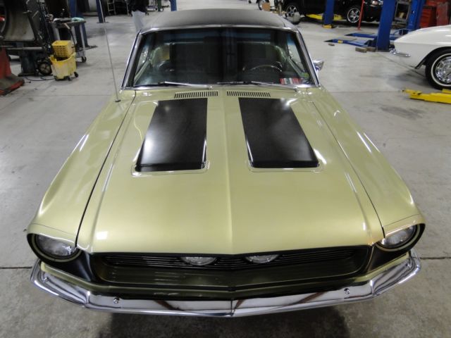 1967 lime gold Ford Mustang