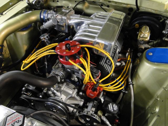 1967 lime gold Ford Mustang