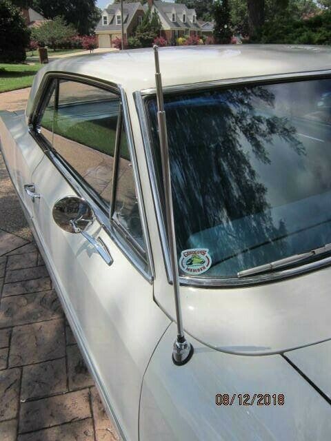 1967 White Chevrolet Nova Coupe