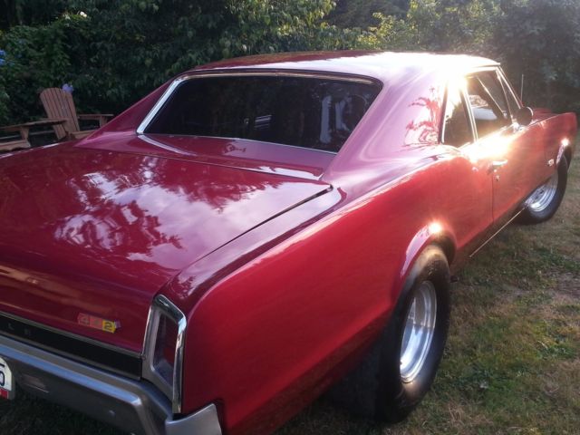 1967 Burgundy Oldsmobile 442 Hardtop