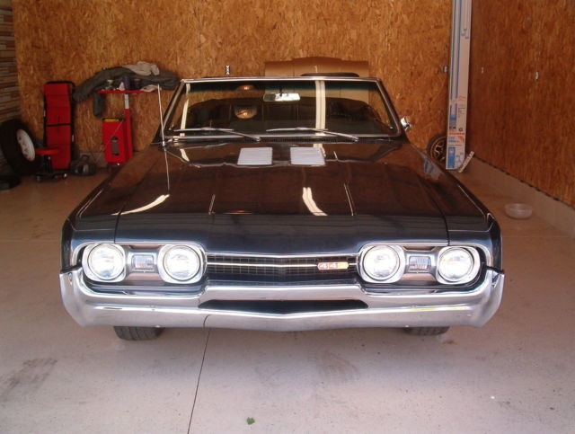 1967 Charcoal Black metal flake Oldsmobile 442 Convertible