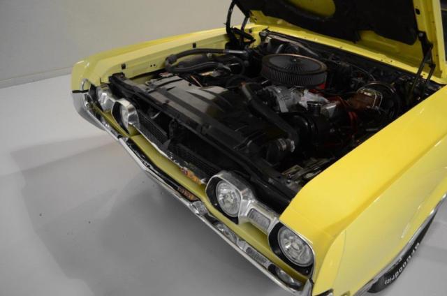 1967 Yellow Oldsmobile 442 Coupe