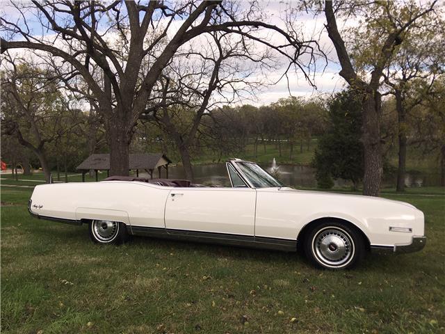 1967 White Oldsmobile 98 Convertible 72K miles Convertible