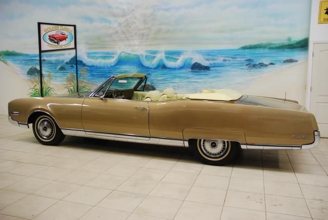 1967 Oldsmobile Ninety-Eight Convertible
