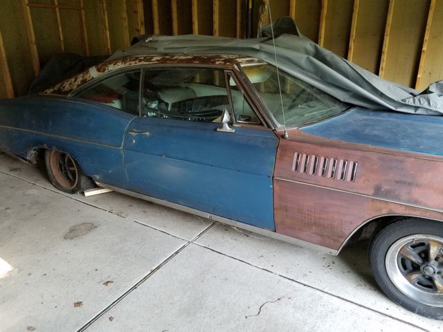 1967 Blue Pontiac Catalina Coupe