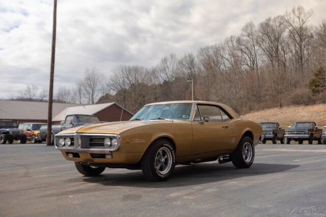 1967 Gold Pontiac Firebird Coupe