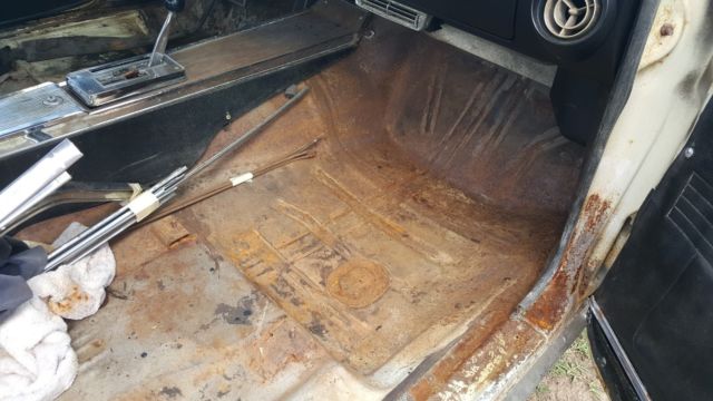 1967 White Pontiac GTO Coupe